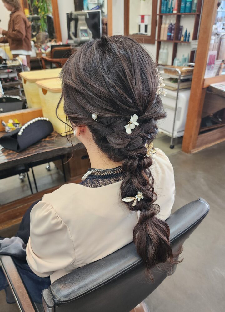 編み下ろし　ヘアアレンジ　パーティーヘア