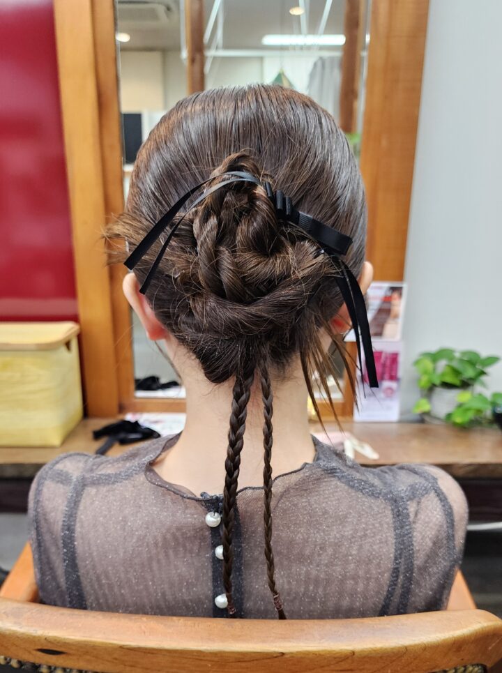 カチモリ　ヘアアレンジ　パーティーヘア