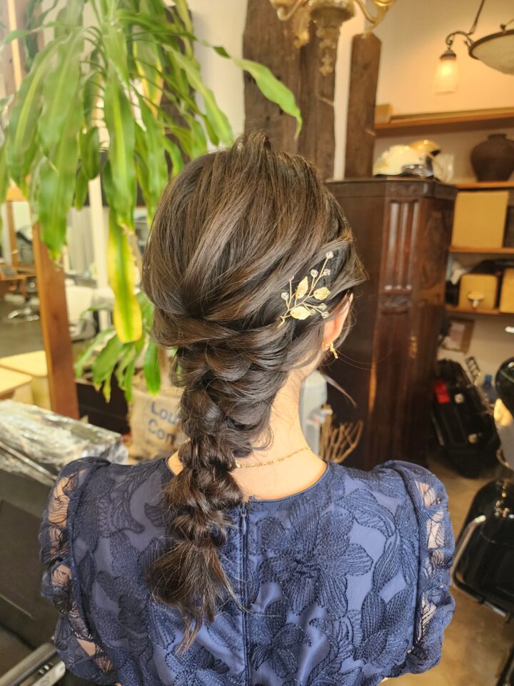編み下ろし　ヘアアレンジ　パーティーヘアセット