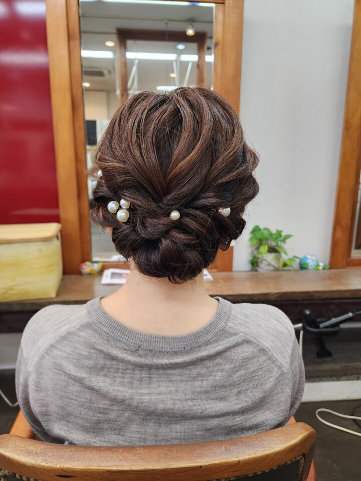 ヘアセット　お呼ばれヘア　ヘアアレンジ